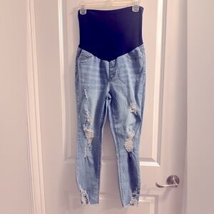 EUC‼️ Distressed Maternity Denim Jeans